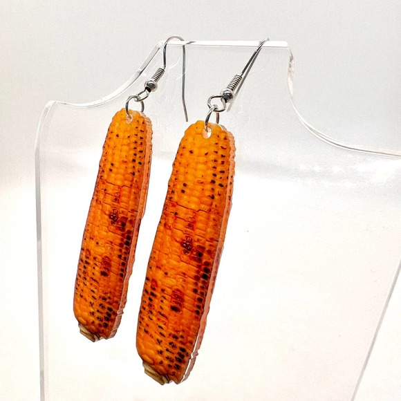 Grilled Corn Cob Earrings - Party Earrings - Vegetable Earrings - Game Day Ear - Picture 5 of 8